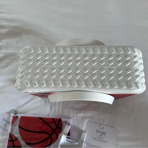 NWT Large Basketball Bogg Bag With Accessories - Picture 5 of 6